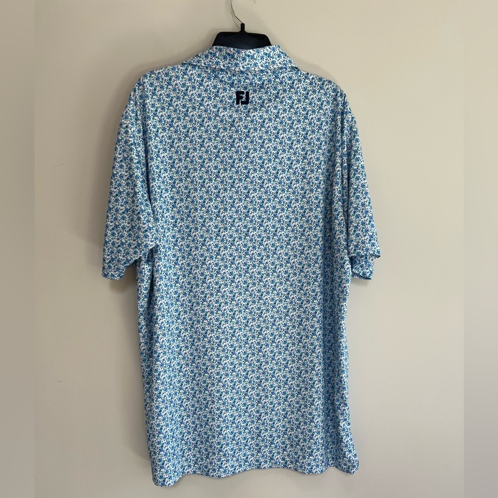 FootJoy Allover Floral Print Lisle Performance Golf Polo, White/Blue, L - Picture 3 of 8